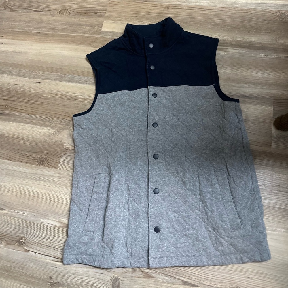 Mens Vest only worn once